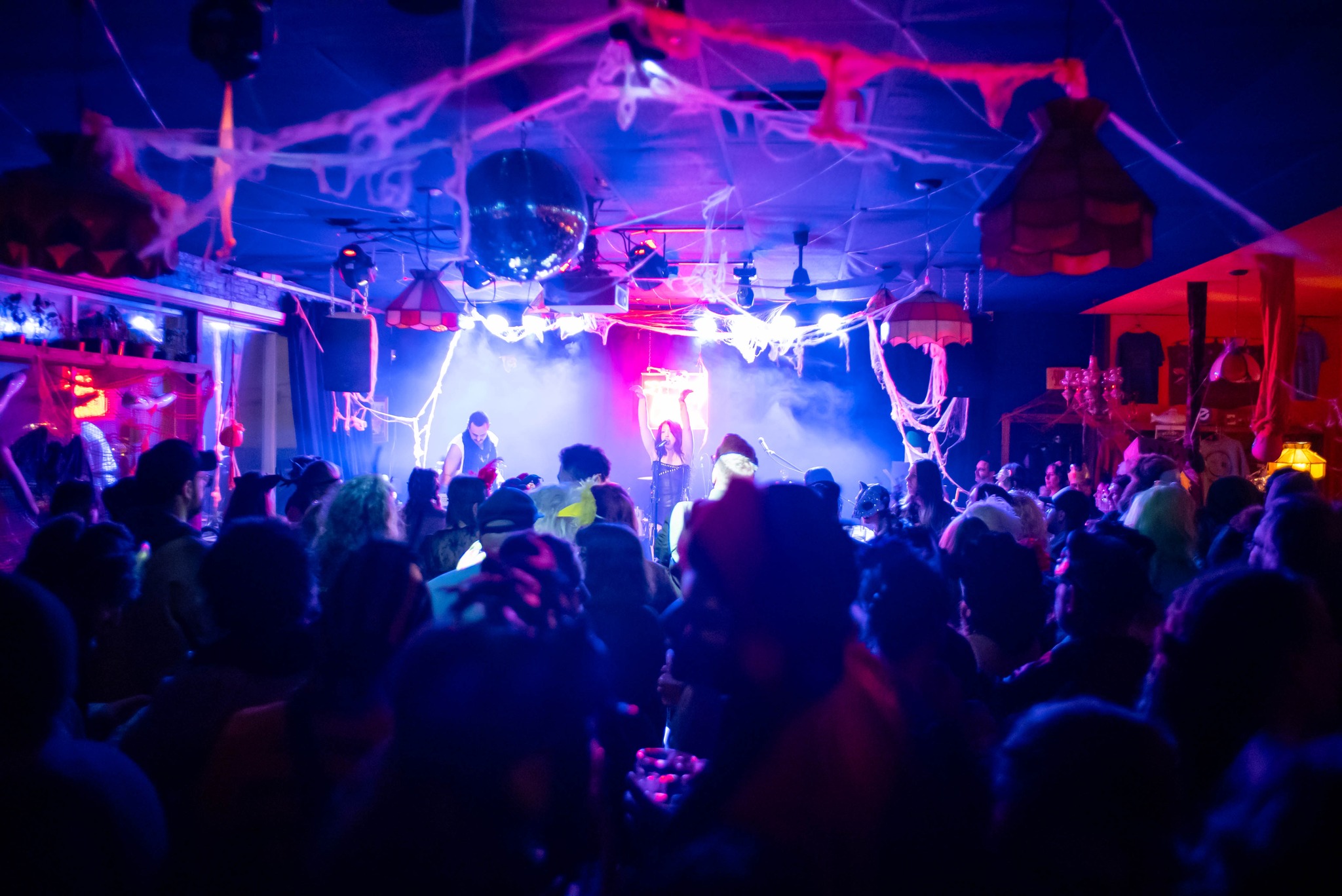 Le Bal Maské – Café Coop - source - page facebook2